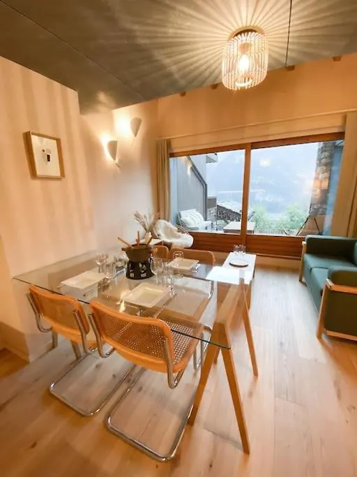 Chalet Meleze Skis Aux Pieds Alpes, Sainte-Foy Station 1550