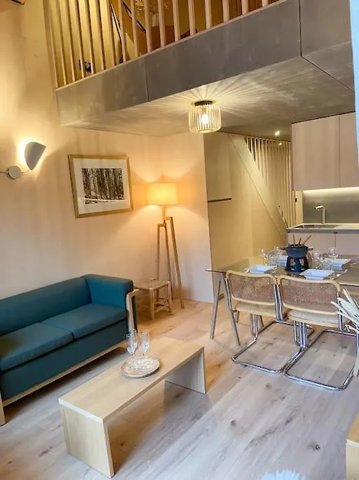 Chalet Meleze Skis Aux Pieds Alpes, Sainte-Foy Station 1550