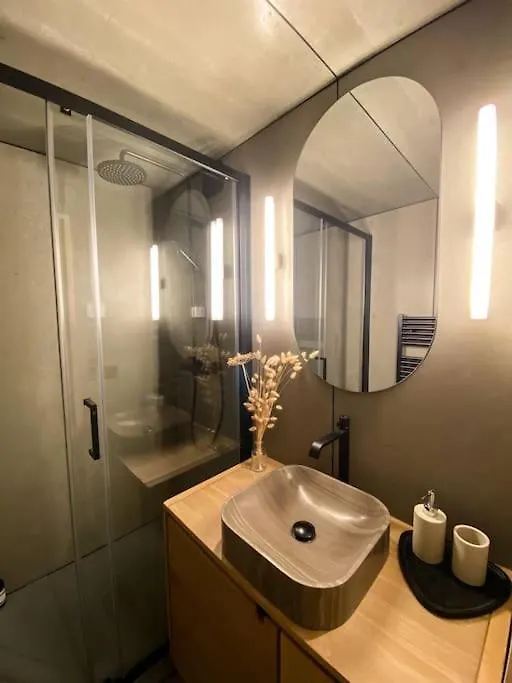 Chalet Meleze Skis Aux Pieds Alpes, Sainte-Foy Station 1550 France